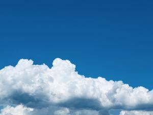 ☁